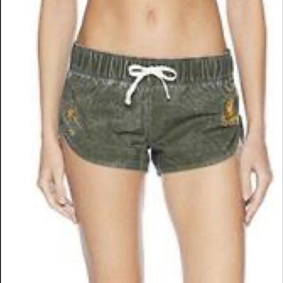 ☀️HURLEY☀️ TIGER FLORAL WASH BOARD SHORTS - Picture 3 of 9